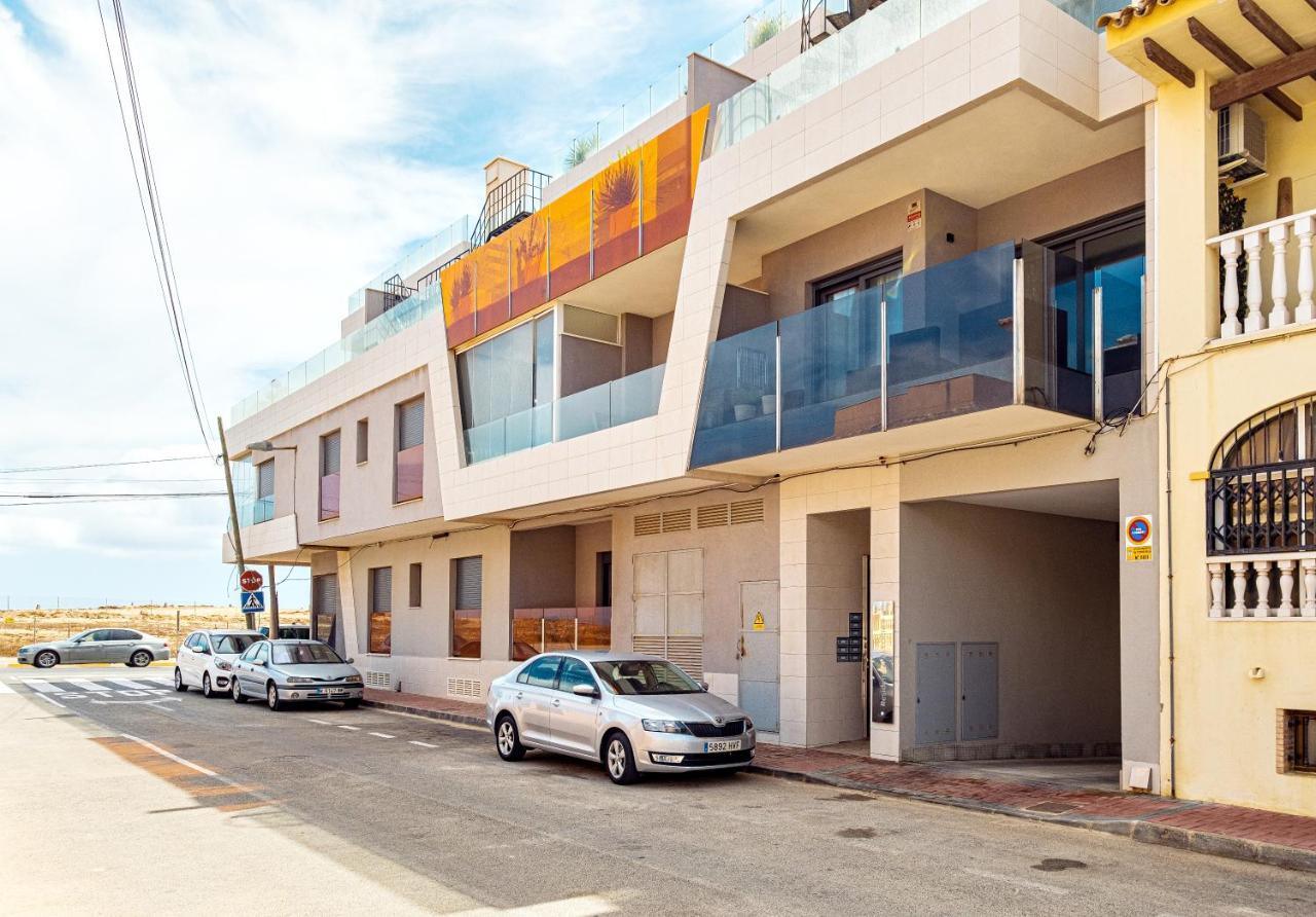 Beach And Рool Torrevieja Dış mekan fotoğraf